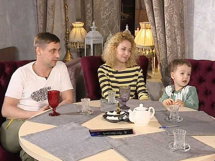 Антон батырев - муж евгении лозы: биография актера, участие в фильмах, главные роли, личная жизнь, видео