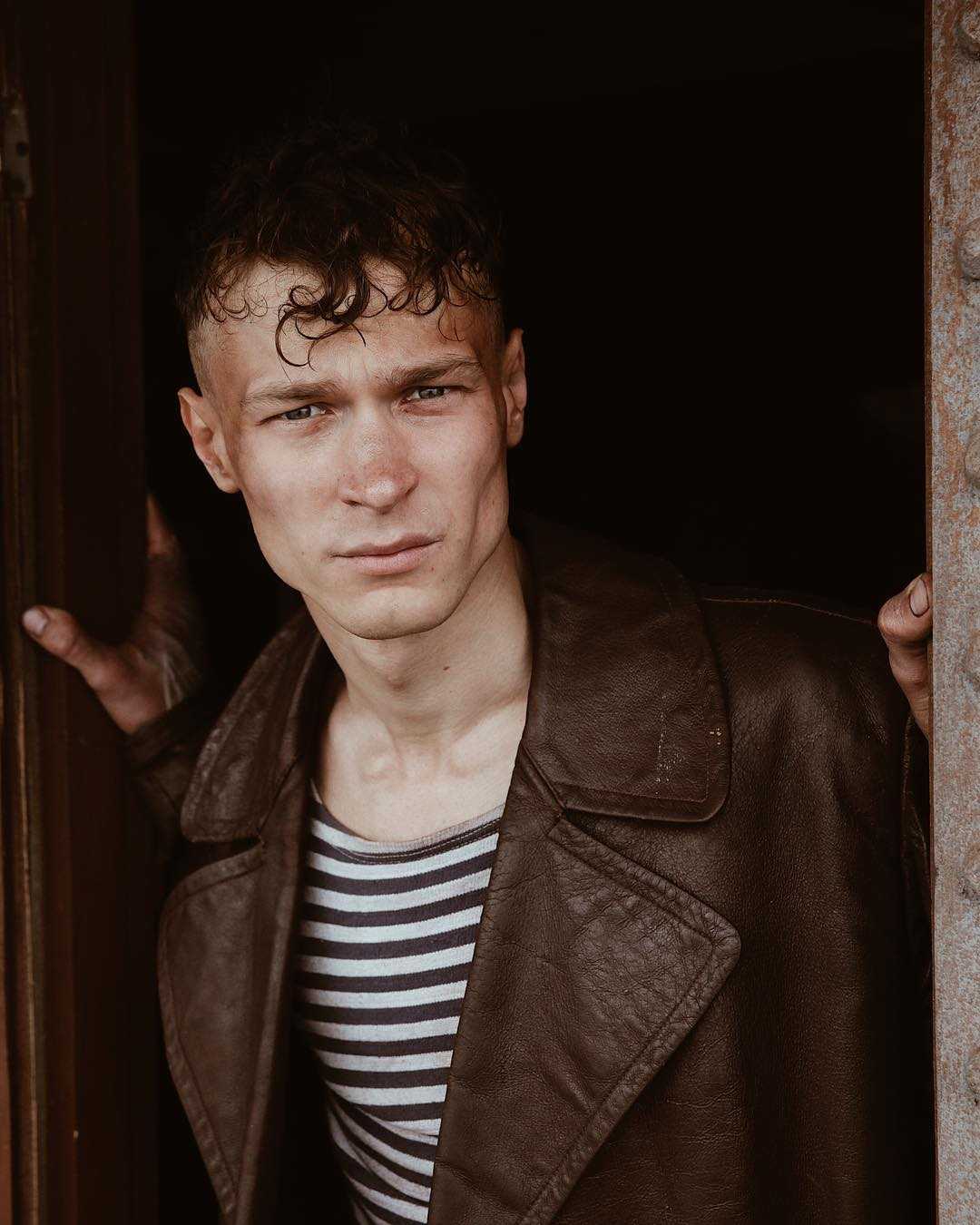 Юрий борисов: биография, личная жизнь, семья, жена, дети