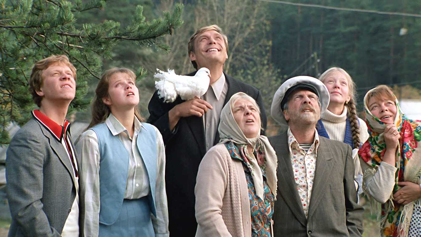 22 лучших советских фильма по всем рейтингам (смотреть онлайн): список (топ) самых просматриваемых фильмов ссср (1962-1988 годы)