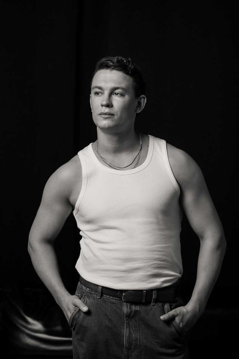 Никита кологривый (актер)