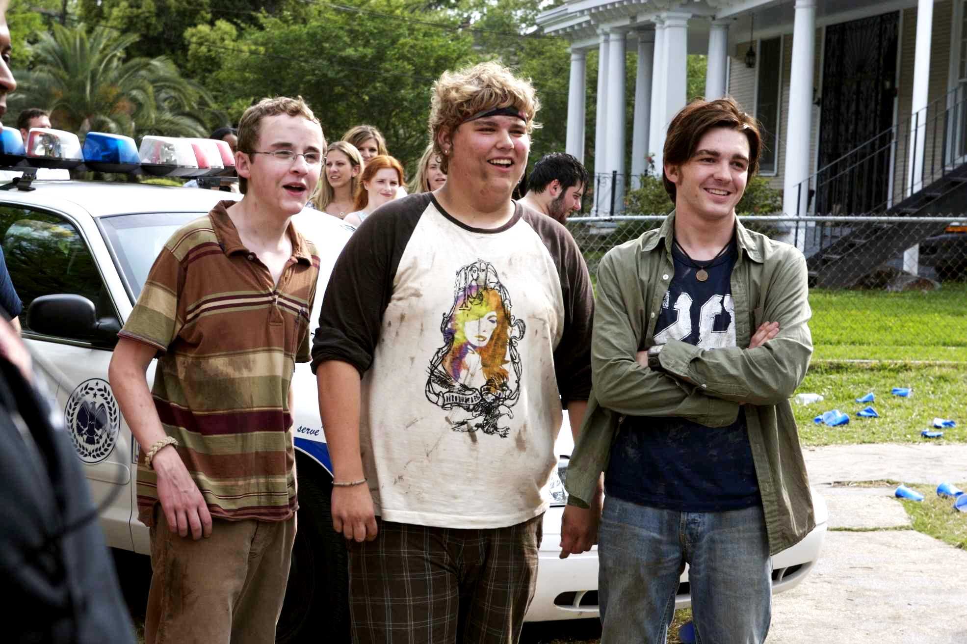 24 сериала для подростков от нетфликс: список лучших