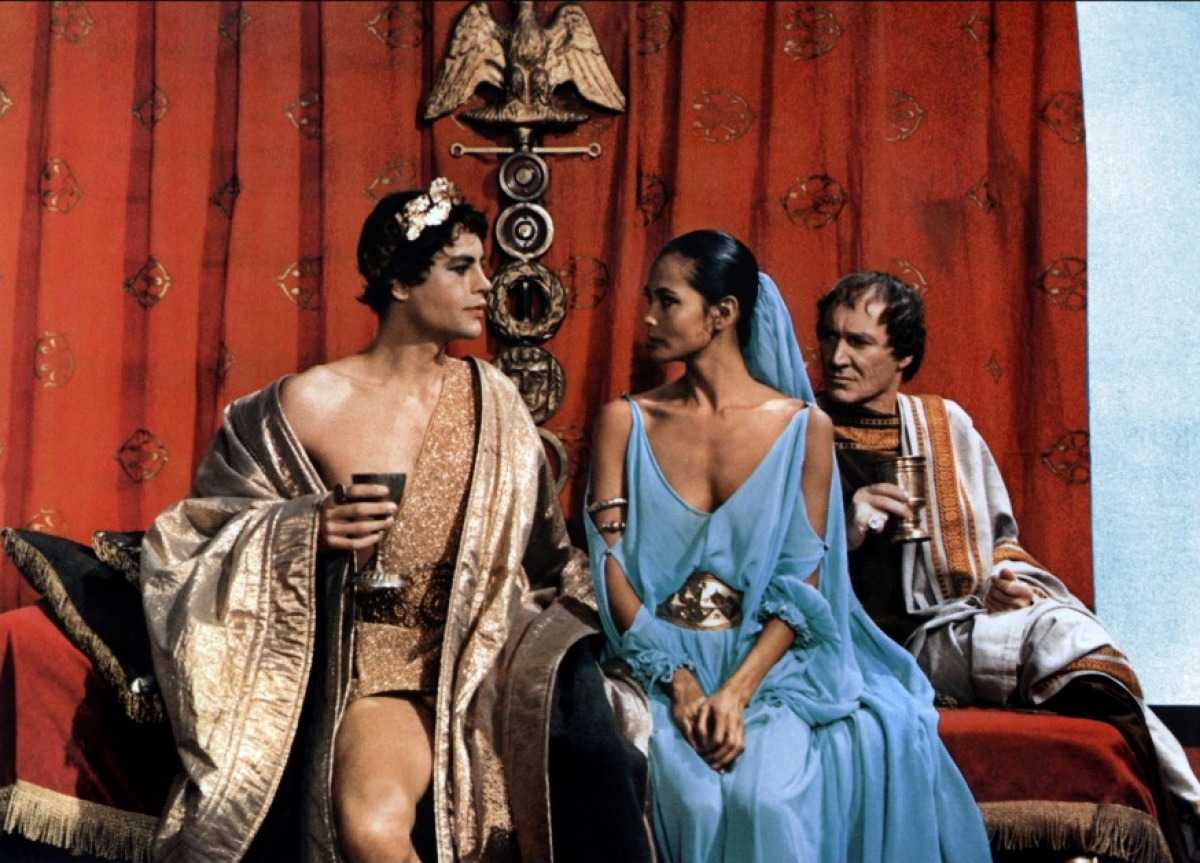 Калигула (1979)