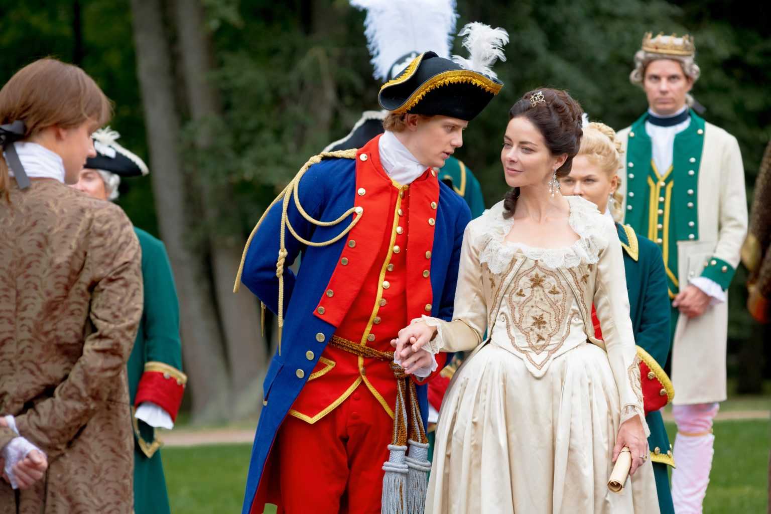 Сериалы про королей и королев: список топ-23 лучших, описания и рейтинги