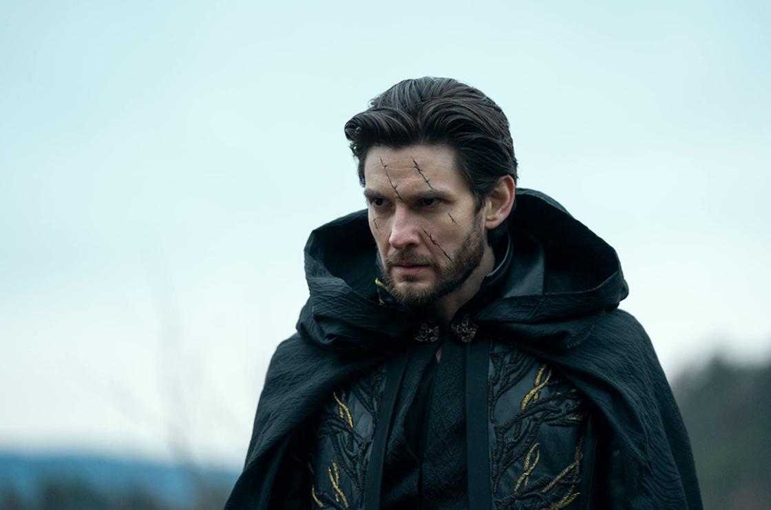 Лучшие сериалы нетфликс в 2023 году, рейтинг сериалов netflix, что посмотреть на нетфликсе