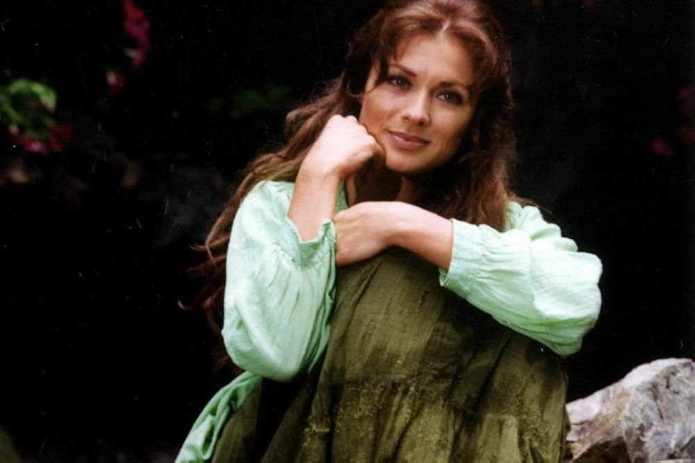 Эсмеральда (1997) скачать торрент