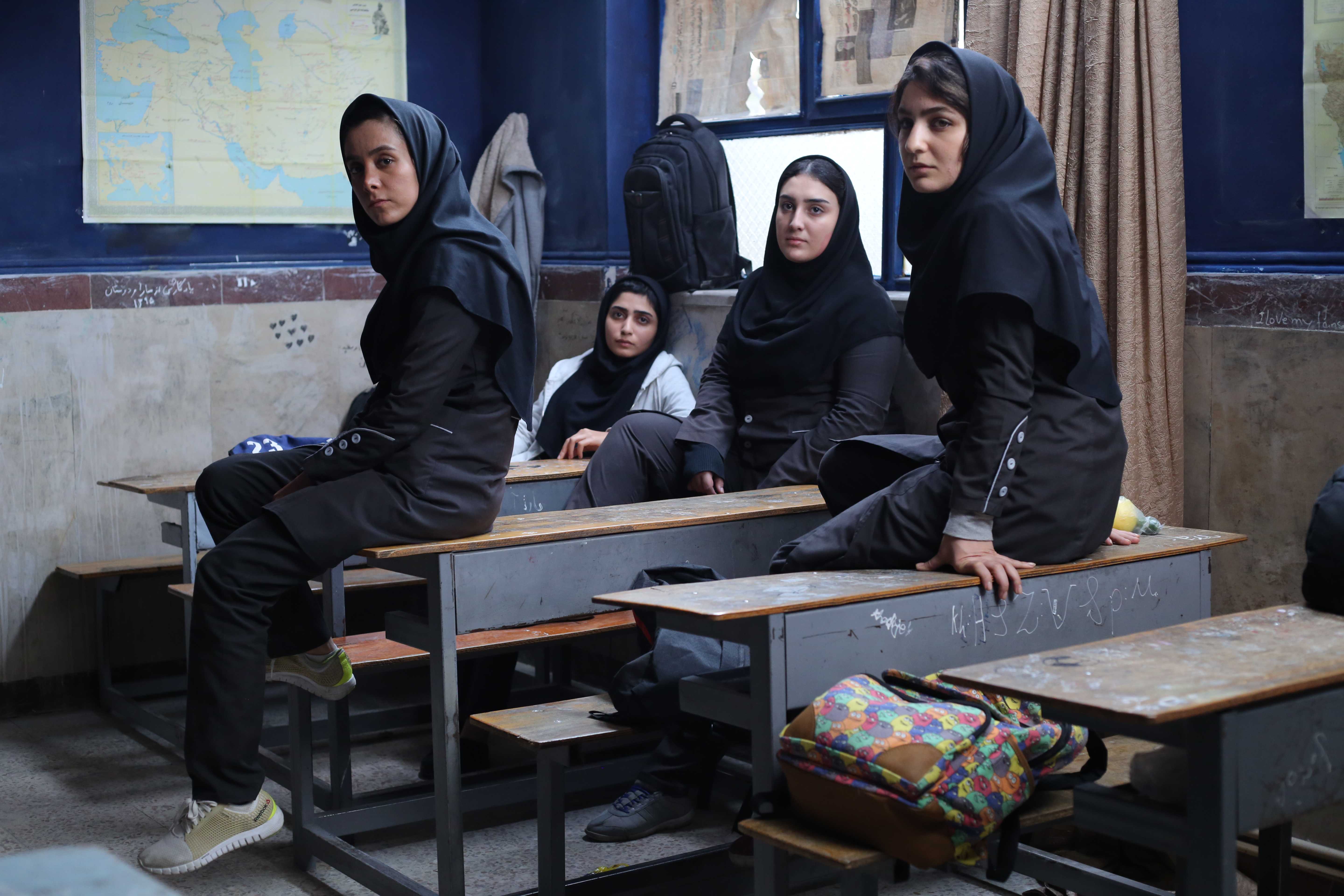 Список самых кассовых иранских фильмов - list of highest-grossing iranian films
