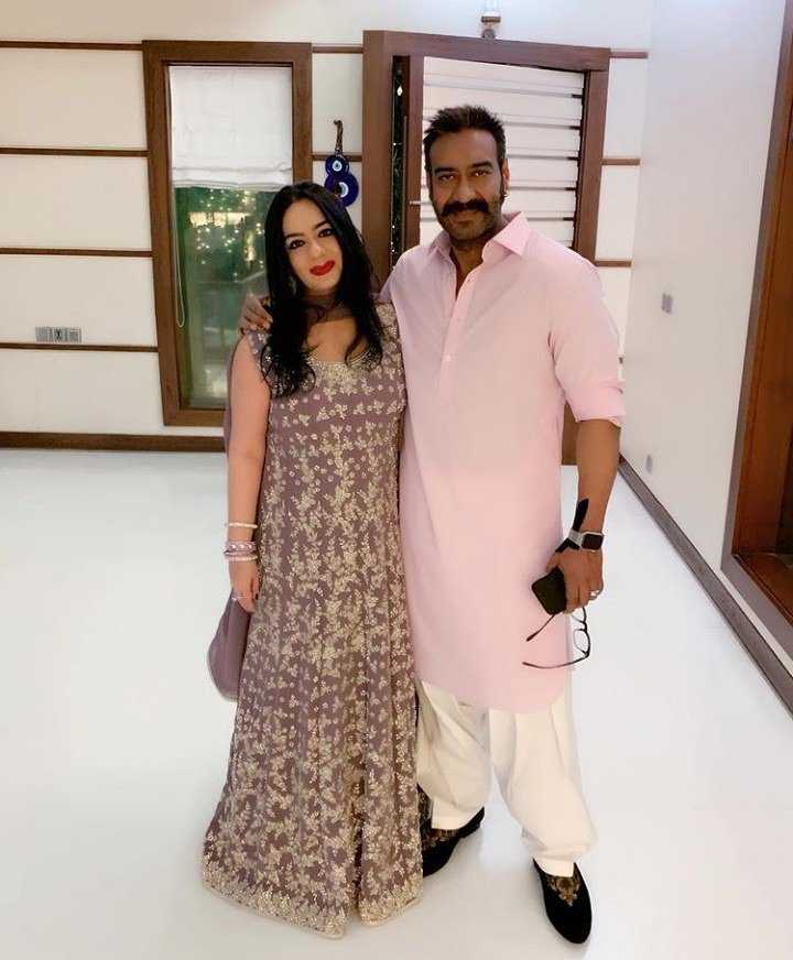 Ajay devgan - net worth, salary, age, height, weight, bio, family, career