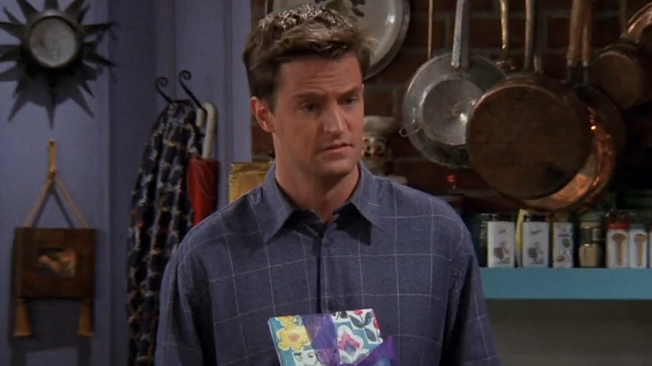 Hollywood reacts: ‘friends’ star matthew perry dead at 54